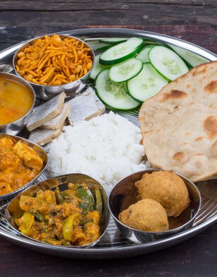 Thali (only for packing) - Sky Deck Lounge